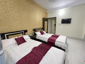 Sky Triple Deluxe