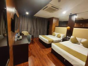 Family Room - 8 Stay (Max) 1