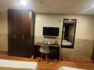 Family Room - 8 Stay (Max) 3