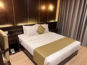 Royal Suite with Kitchen Facility 1
