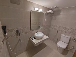 Standard Twin 3