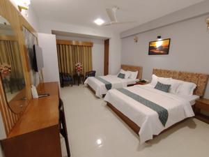 Deluxe Family Suite (4 Person) 1