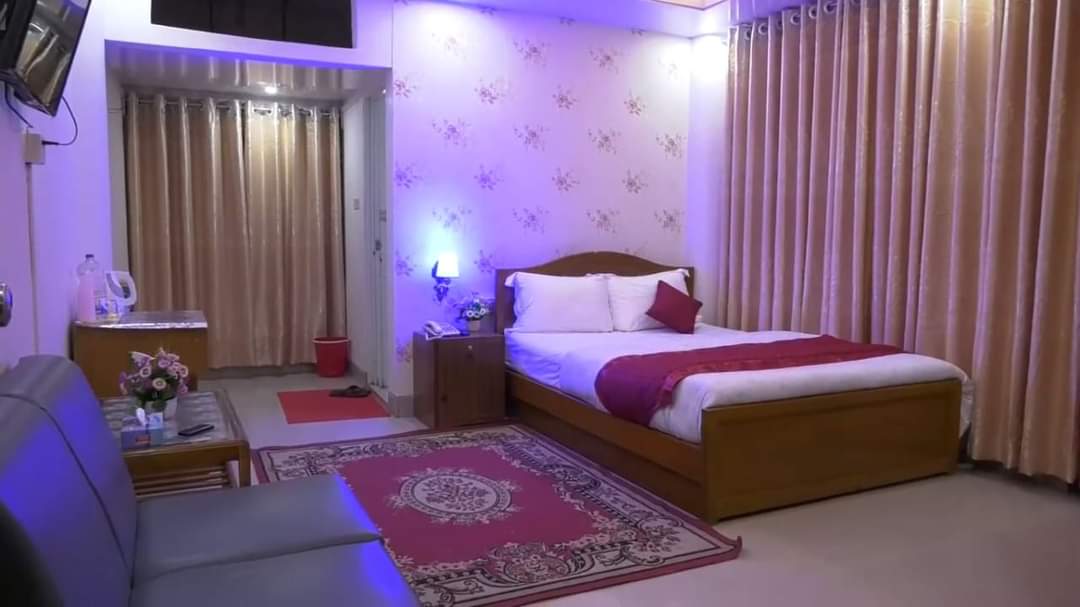 Couple Room