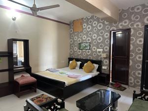 Royal Family Suite