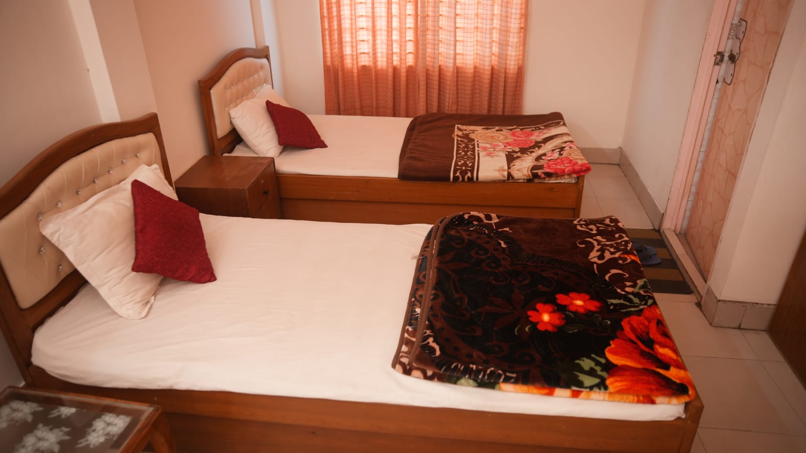 Twin Double Room(Ac) 2
