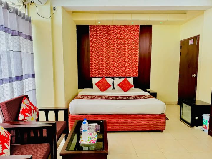 Deluxe Couple Room 