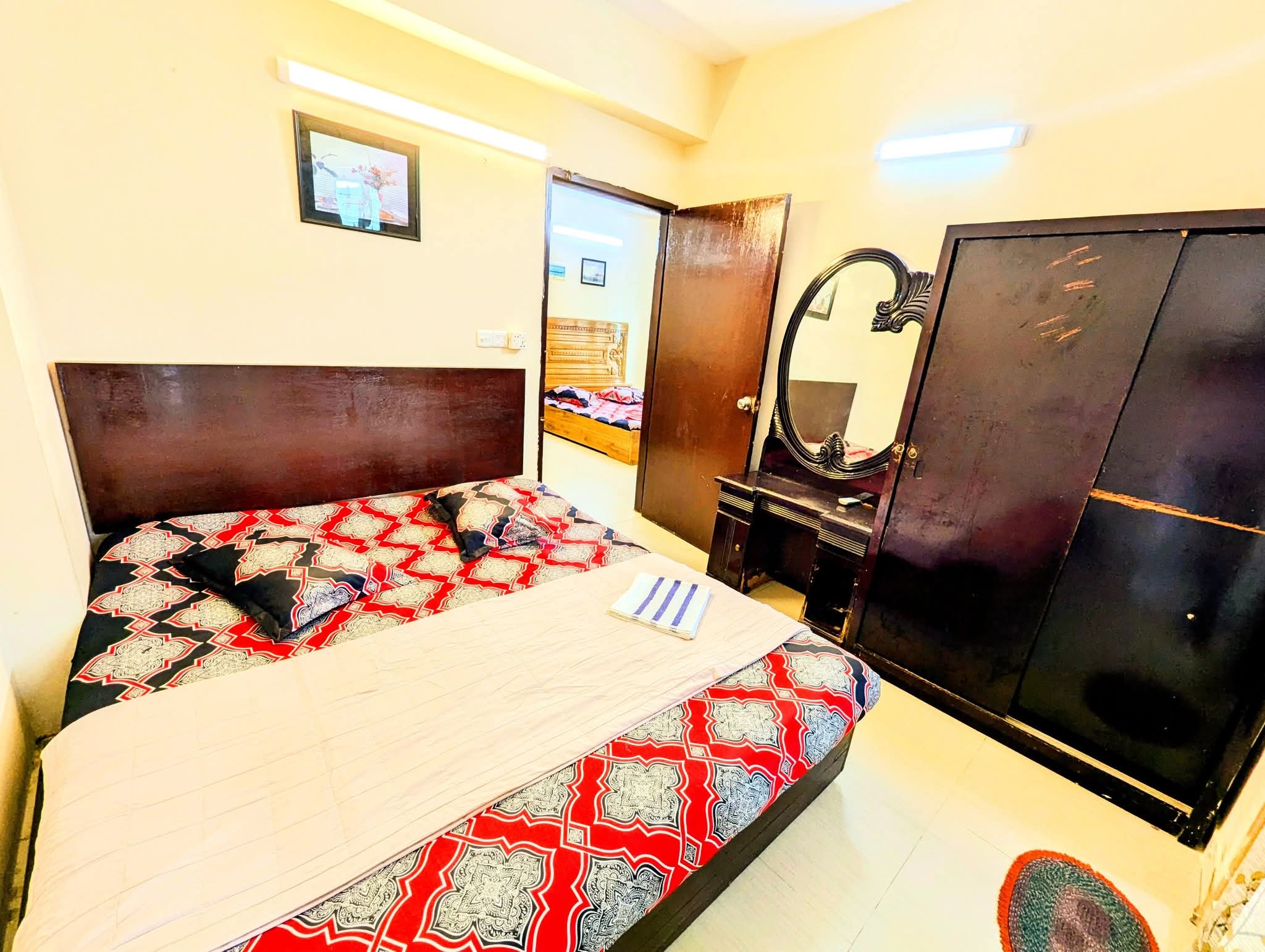 Connecting Room  2