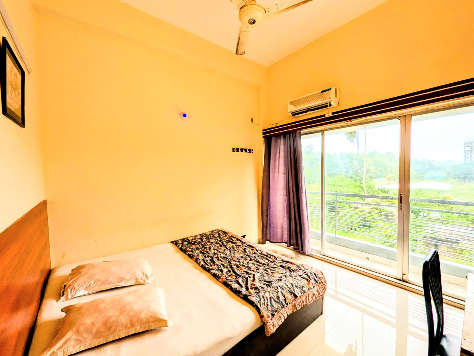 Couple Room 
