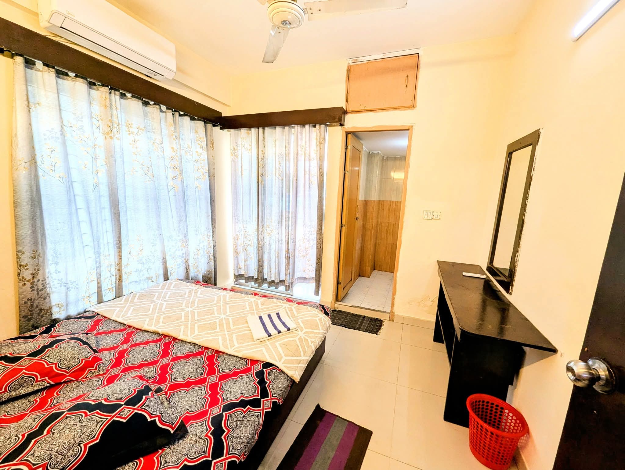 Studio Apartment  4